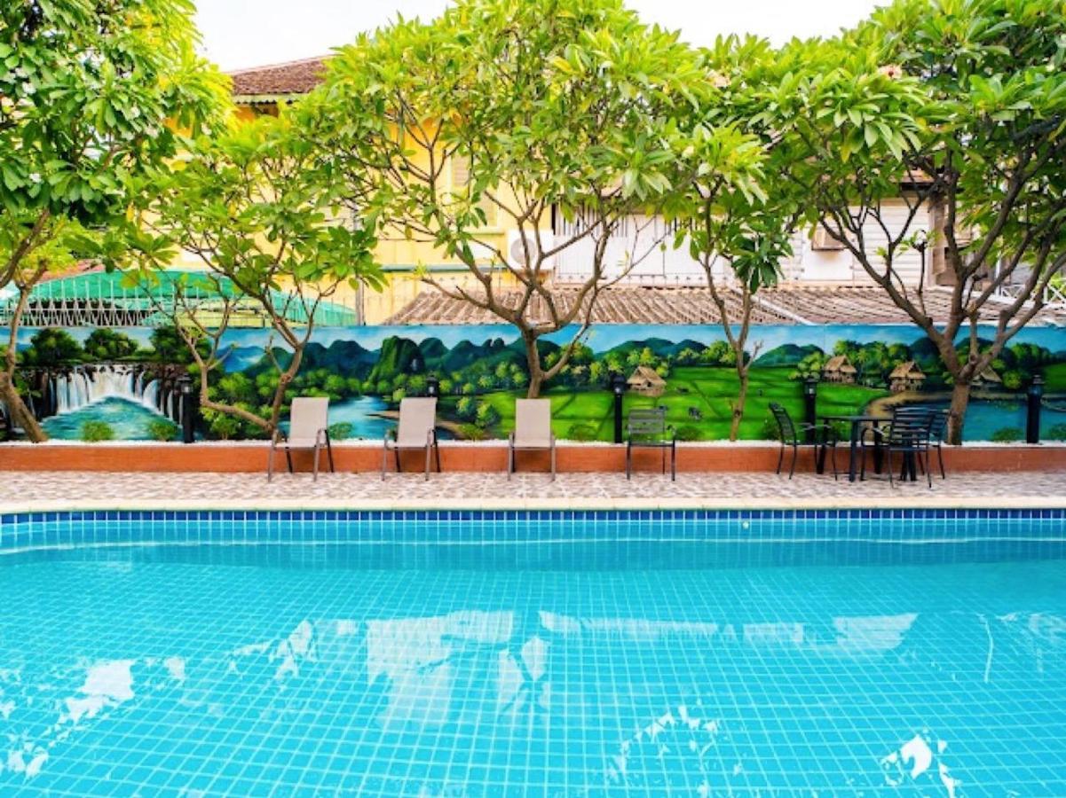 New Champa Boutique Hotel Vientiane Exterior foto